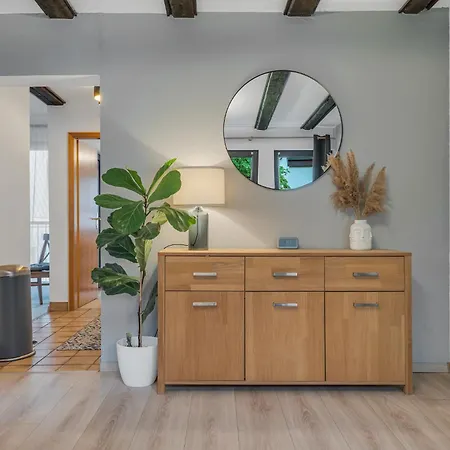 Hirsch Stadt 6 - Balkon Mit Flussblick - Parkplatz *